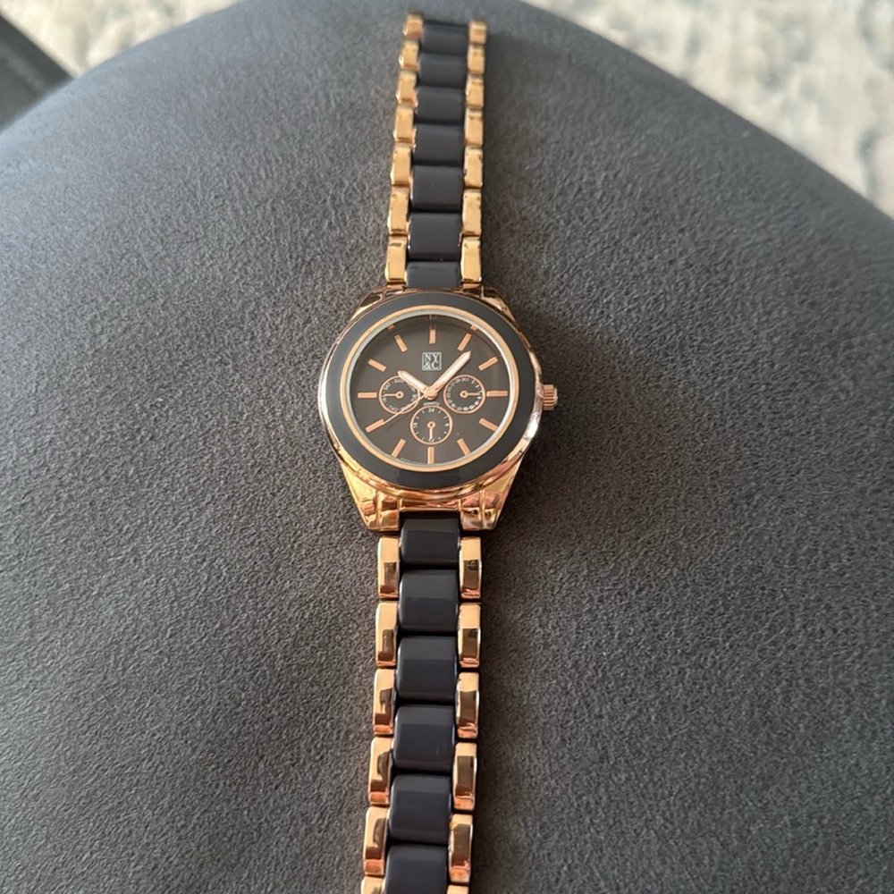 Ny&c ladies watch bronze